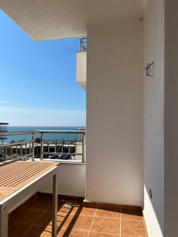 Apartament Raci Shëngjin Exteriör bild