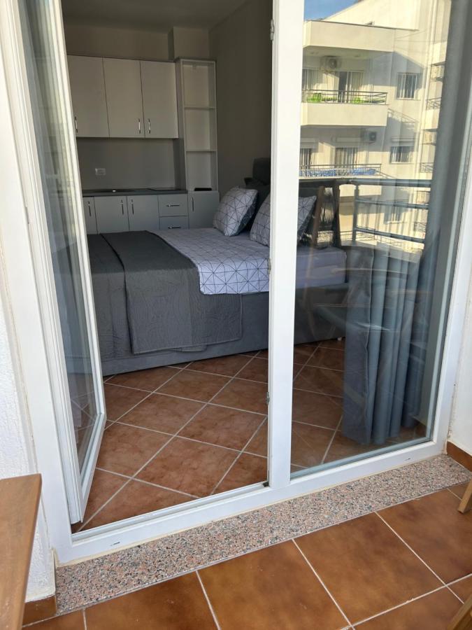 Apartament Raci Shëngjin Exteriör bild