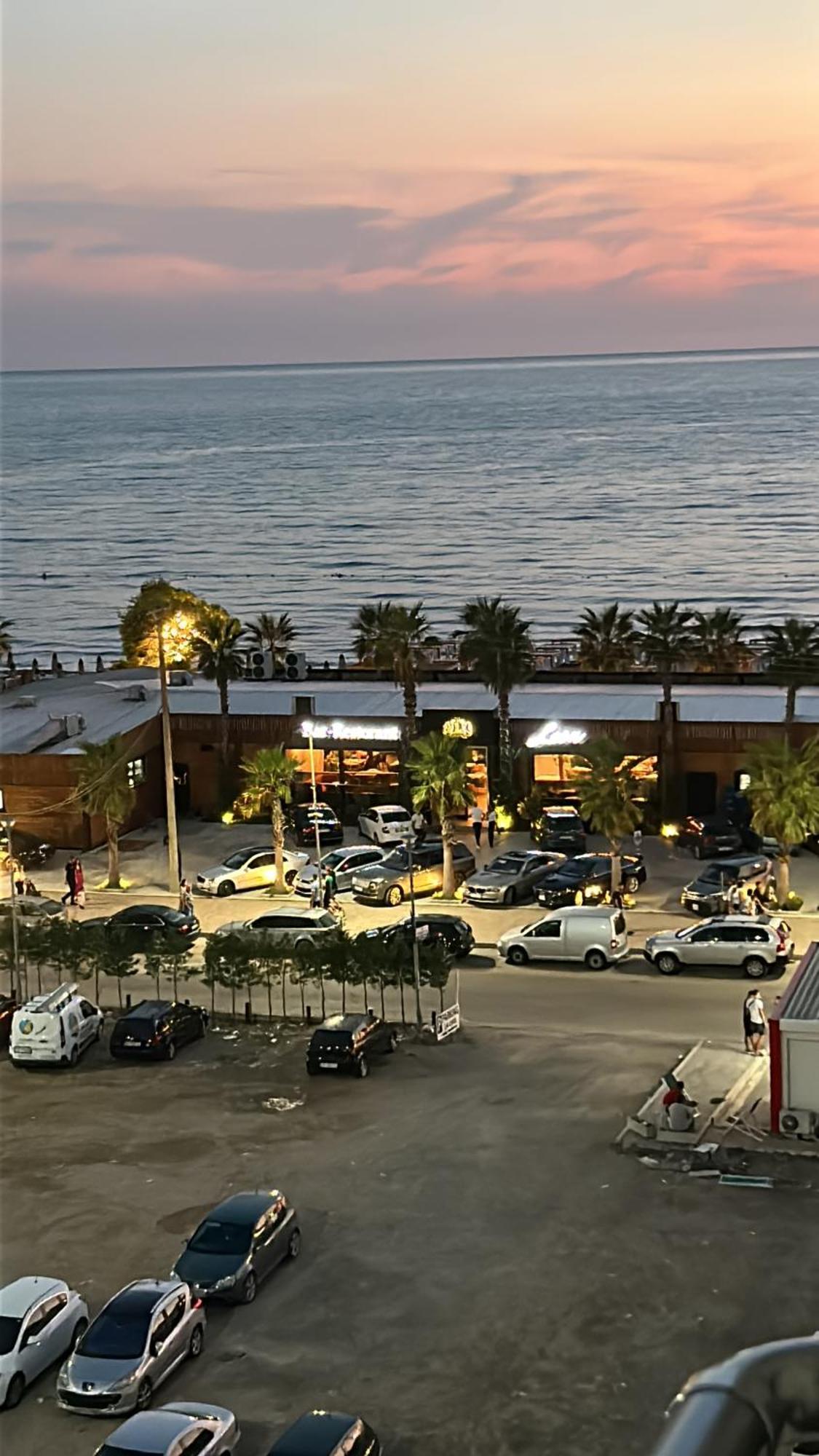 Apartament Raci Shëngjin Exteriör bild
